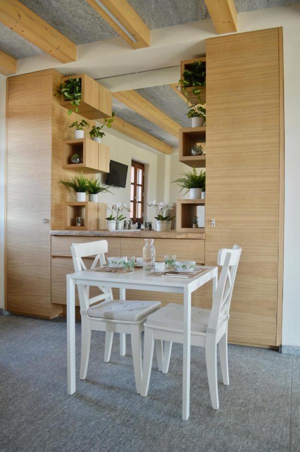 B&B La Luce Verde ซาลุซโซ ภายนอก รูปภาพ